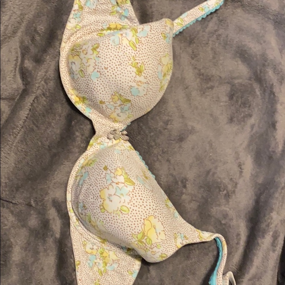 VS bra